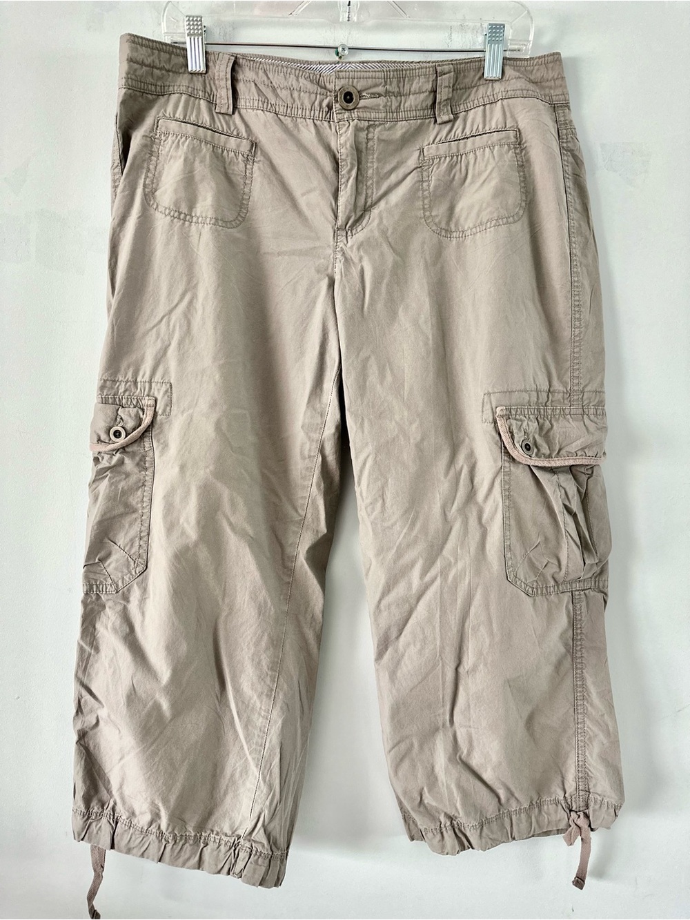Cargo Capris in Light Khaki - Casual Utility Shorts